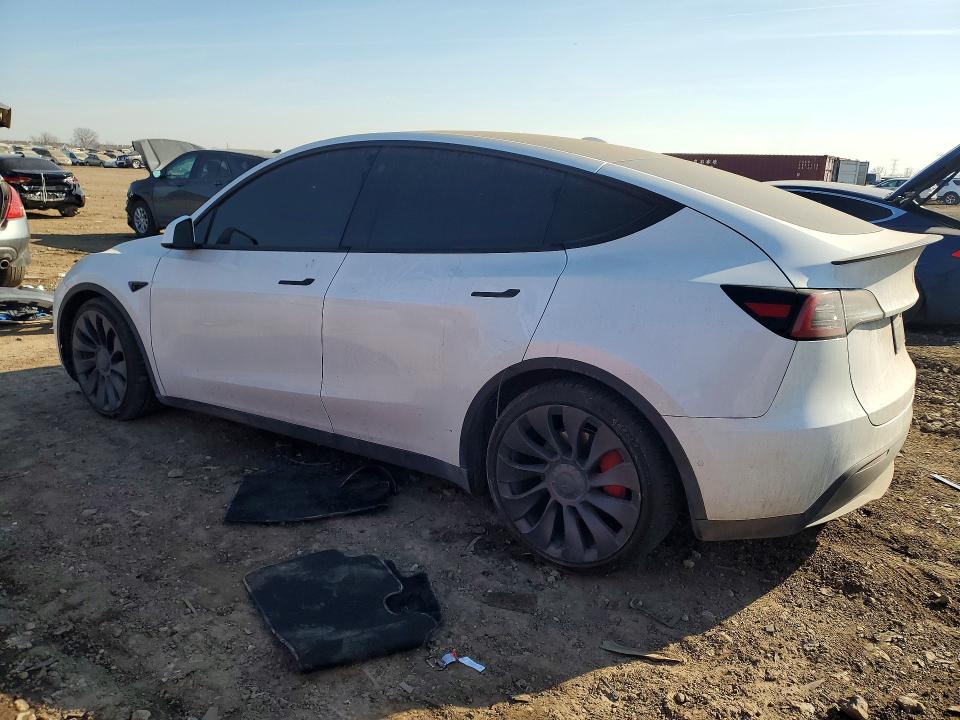 2022 Tesla Model y VIN 7SAYGDEF7NF407358 COPART salvage auction — FRONT END, Il - Salvage Certificate, sold $10,700 on 2026-07-07 (photo 2)