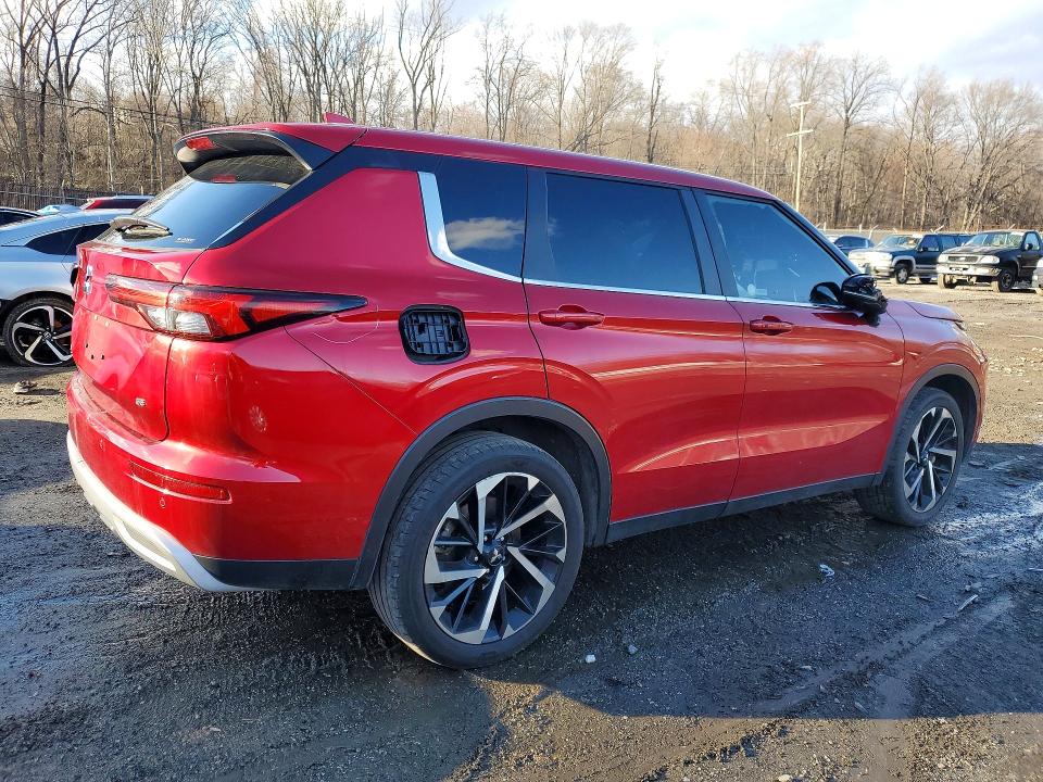 2024 Mitsubishi Outlander VIN JA4J4VA87RZ089983 COPART salvage auction — SIDE, Fl - Certificate Of Destruction, sold $14,900 on 2026-07-03 (photo 3)