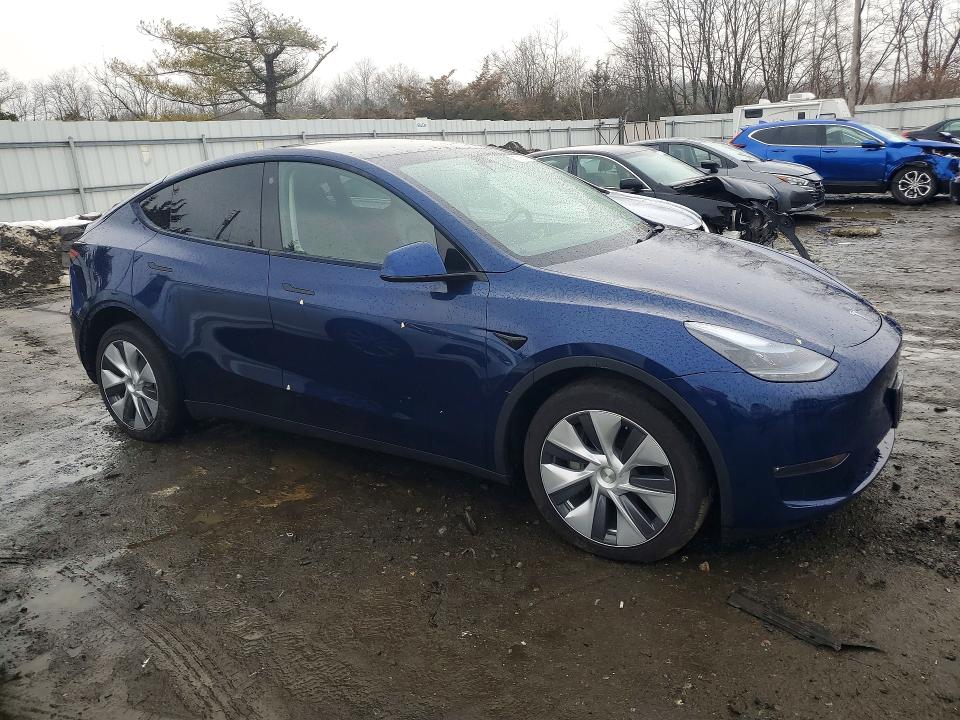 2023 Tesla Model y VIN 7SAYGDEE3PA116170 COPART salvage auction — REAR END, Nj - Cert Of Title-Salvage, sold $225 on 2026-07-27 (photo 4)