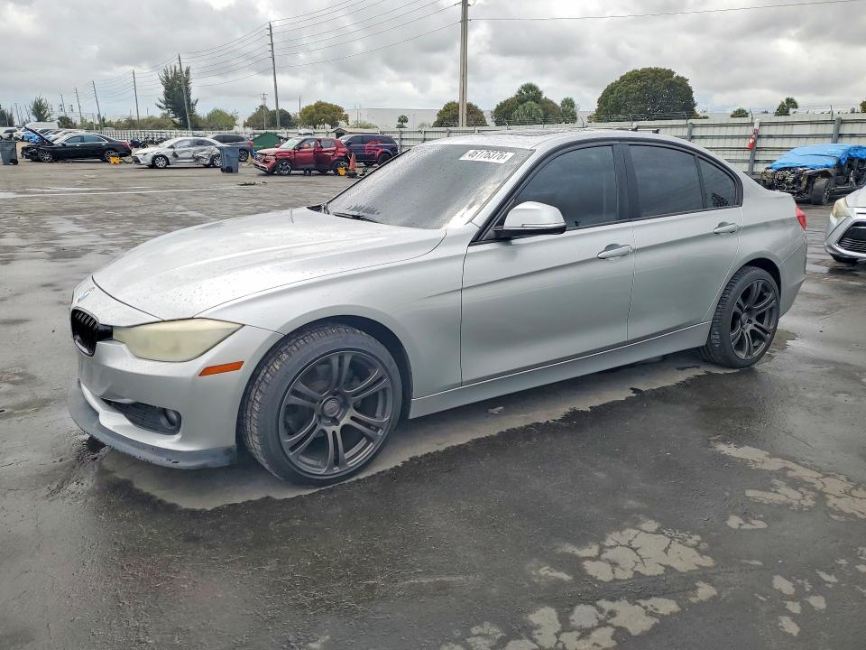 2015 BMW 3er VIN WBA3B1G55FNT63997 COPART salvage auction — NORMAL WEAR, Fl - Certificate Of Title, sold $25 on 2026-07-20 (photo 1)