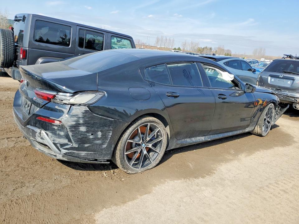 2020 BMW M8 VIN WBAGV8C09LBP48956 COPART salvage auction — FRONT END, ON, sold $16,650 on 2026-08-04 (photo 3)