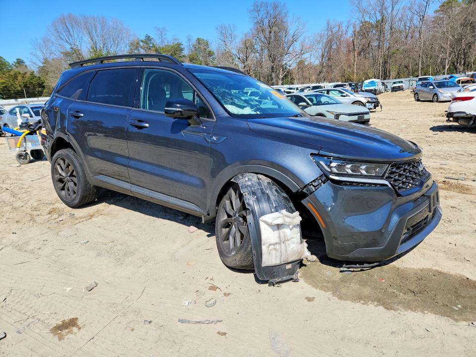 2022 Kia Sorento VIN 5XYRKDLF3NG092781 COPART salvage auction — FRONT END, MD - CERT OF SALVAGE > 75% DAMAGE, sold $550 on 2026-07-21 (photo 4)