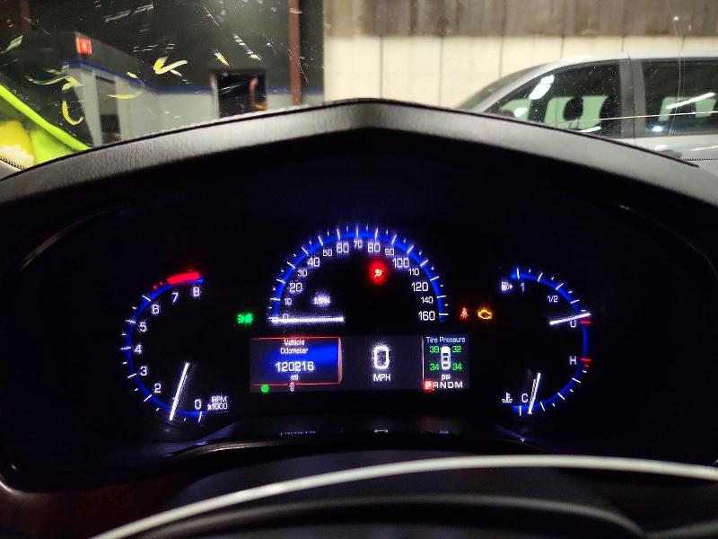 2015 Cadillac Cts VIN 1G6AW5SX2F0120596 COPART salvage auction — MINOR DENT/SCRATCHES, In - Certificate Of Title, sold $4,500 on 2026-07-10 (photo 9)