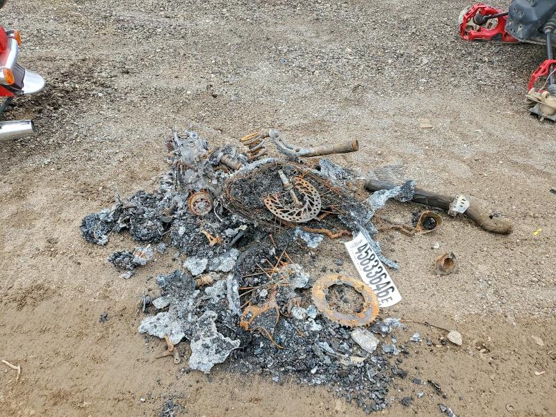 2003 Honda Crf VIN JH2PE05363M105066 COPART salvage auction — BURN, Mi - Dealer Only Clean Title, sold $15 on 2026-07-22 (photo 3)