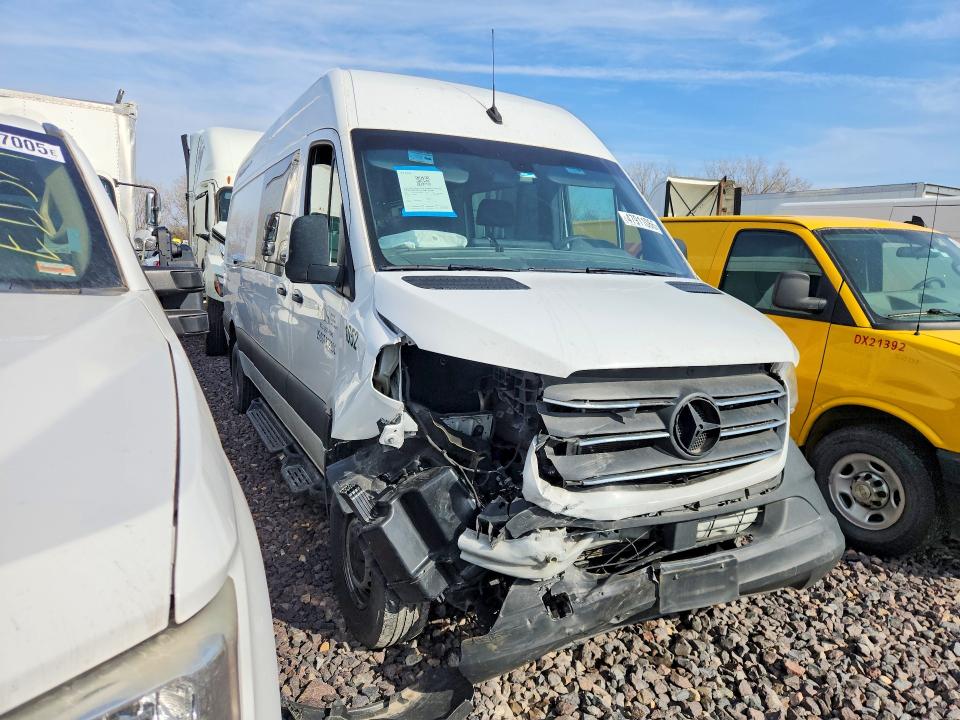 2024 Mercedes-benz Sprinter 2500 VIN W1W4NCVY5RT163536 COPART salvage auction — FRONT END, Ks - Cert Of Title-Salvage, sold $12,900 on 2026-07-08 (photo 4)