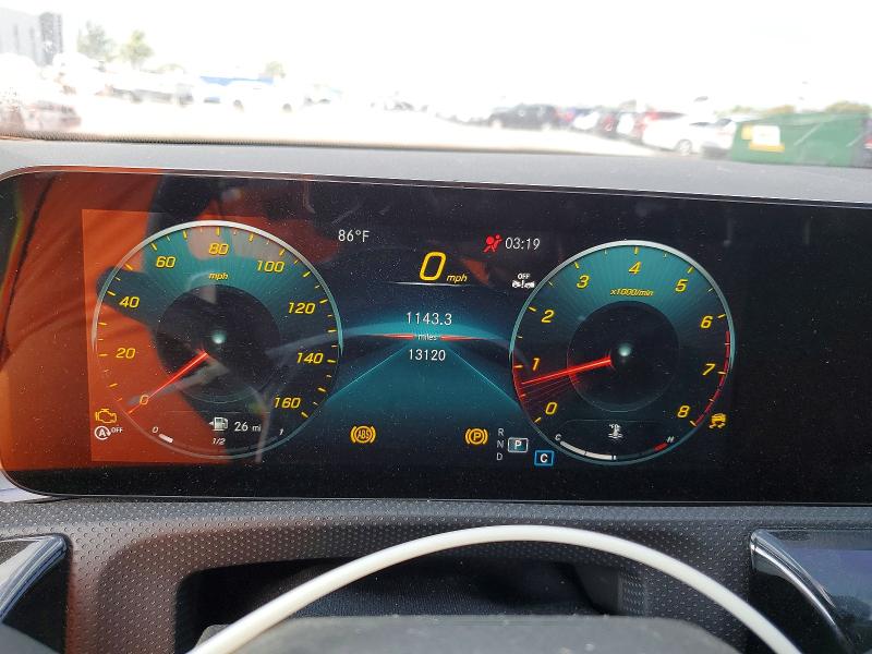 2022 Mercedes-benz A-klasse VIN W1K3G4EB9NJ339972 COPART salvage auction — SIDE, Salvage Title, sold $14,100 on 2026-08-04 (photo 9)