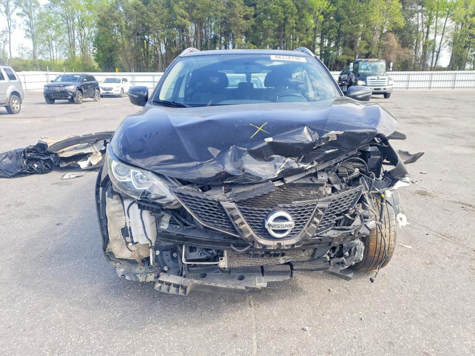 2017 Nissan VIN JN1BJ1CP5HW022110 COPART salvage auction — FRONT END, Nc - Salvage Certificate Of Title, sold $875 on 2026-07-30 (photo 5)