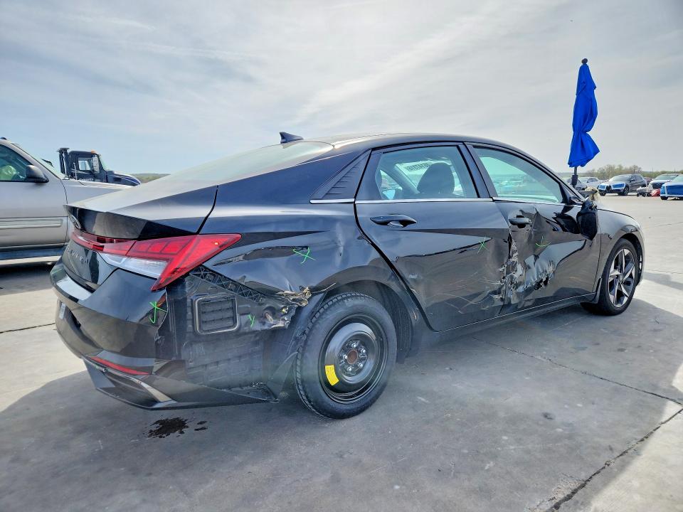 2022 Hyundai Elantra VIN 5NPLN4AG5NH062750 COPART salvage auction — SIDE, Tx - Salvage Vehicle Title, sold $4,650 on 2026-07-20 (photo 3)