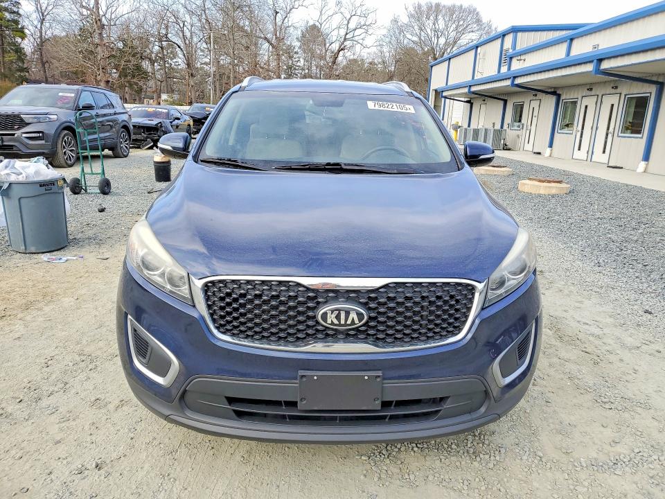 2017 Kia Sorento VIN 5XYPGDA56HG322109 COPART salvage auction — REAR END, Nc - Salvage Certificate Of Title, sold $175 on 2026-07-09 (photo 5)