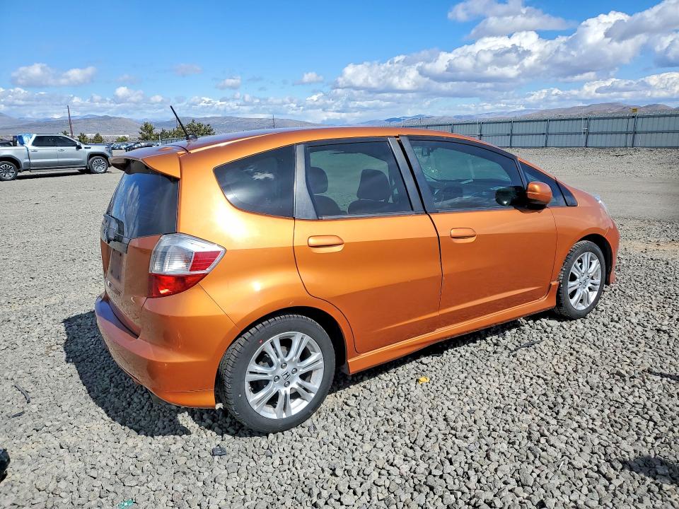 2009 Honda Fit VIN JHMGE88659S044180 COPART salvage auction — SIDE, Nv - Salvage Title, sold $325 on 2026-07-02 (photo 3)