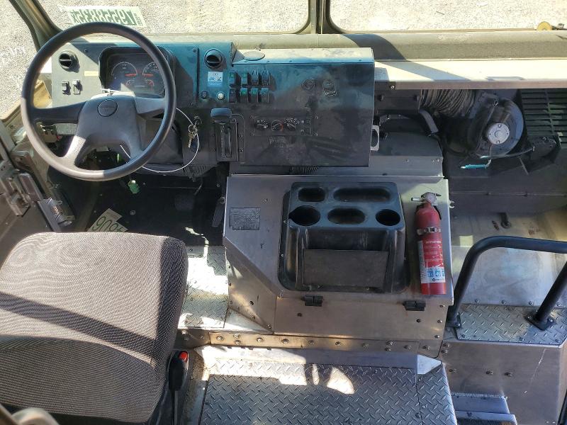 2020 Freightliner Mt45 VIN 4UZAC2EA8LCMK2959 COPART salvage auction — MINOR DENT/SCRATCHES, AZ - CERTIFICATE OF TITLE, sold $17,900 on 2026-09-29 (photo 8)