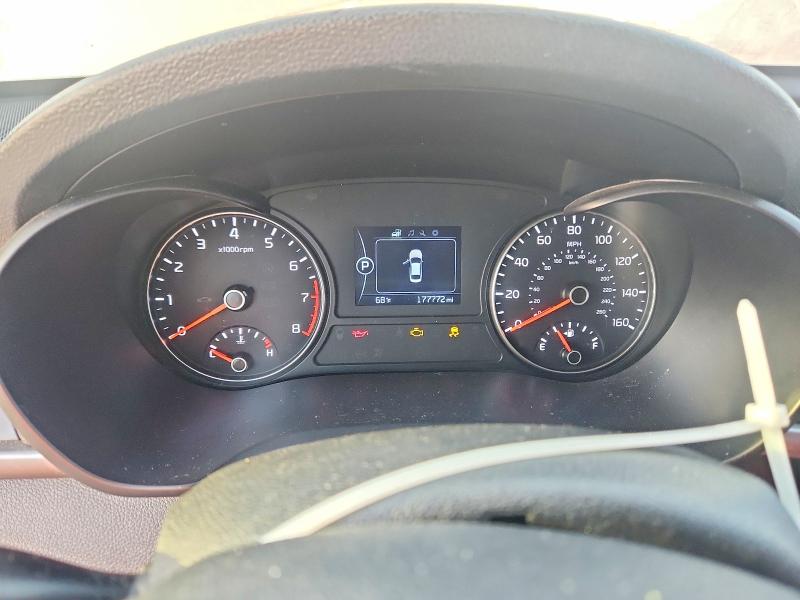 2017 Kia VIN 5XXGT4L3XHG173120 COPART salvage auction — VANDALISM, Tx - Cert Of Title-Rebuilt Salvage, sold $475 on 2026-07-30 (photo 9)