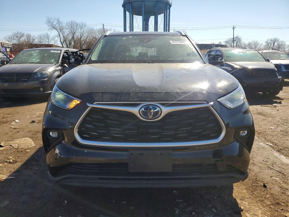 2022 Toyota Highlander VIN 5TDGBRCHXNS543620 COPART salvage auction — HAIL, Il - Salvage Certificate, sold $14,300 on 2026-07-08 (photo 5)