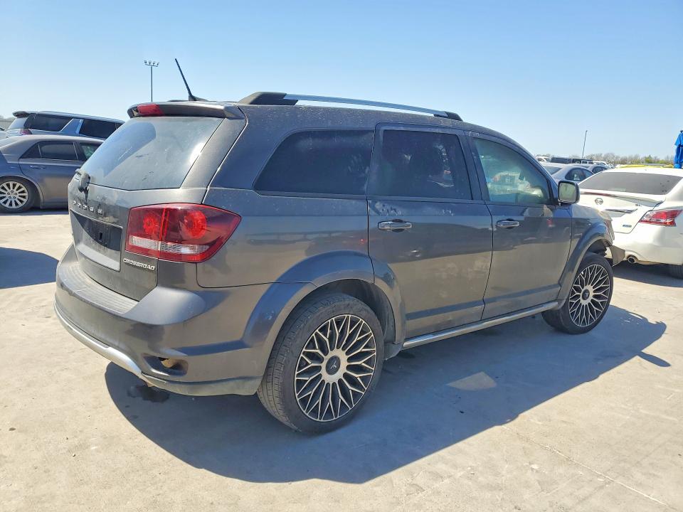 2019 Dodge Journey VIN 3C4PDCGB1KT875380 COPART salvage auction — BURN, Tx - Nonrepairable Title, sold $225 on 2026-07-02 (photo 5)