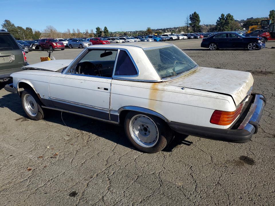 1982 Mercedes-benz Sl-klasse VIN WDBBA45A6CB010991 COPART salvage auction — VANDALISM, CA - SALVAGE ACQUISITION BILLOFSALE, sold $10 on 2026-07-31 (photo 2)