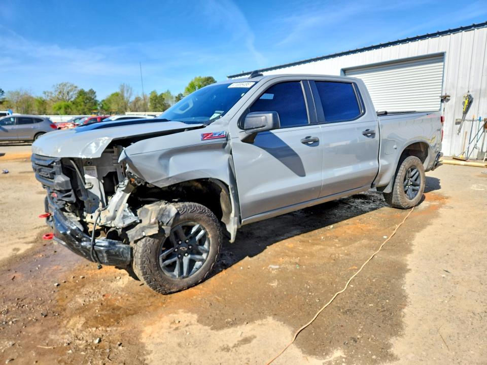 2024 Chevrolet Silverado VIN 3GCUDCEDXRG247828 COPART salvage auction — FRONT END, La - Cert Of Title-Salvage, sold $11,400 on 2026-07-02 (photo 1)