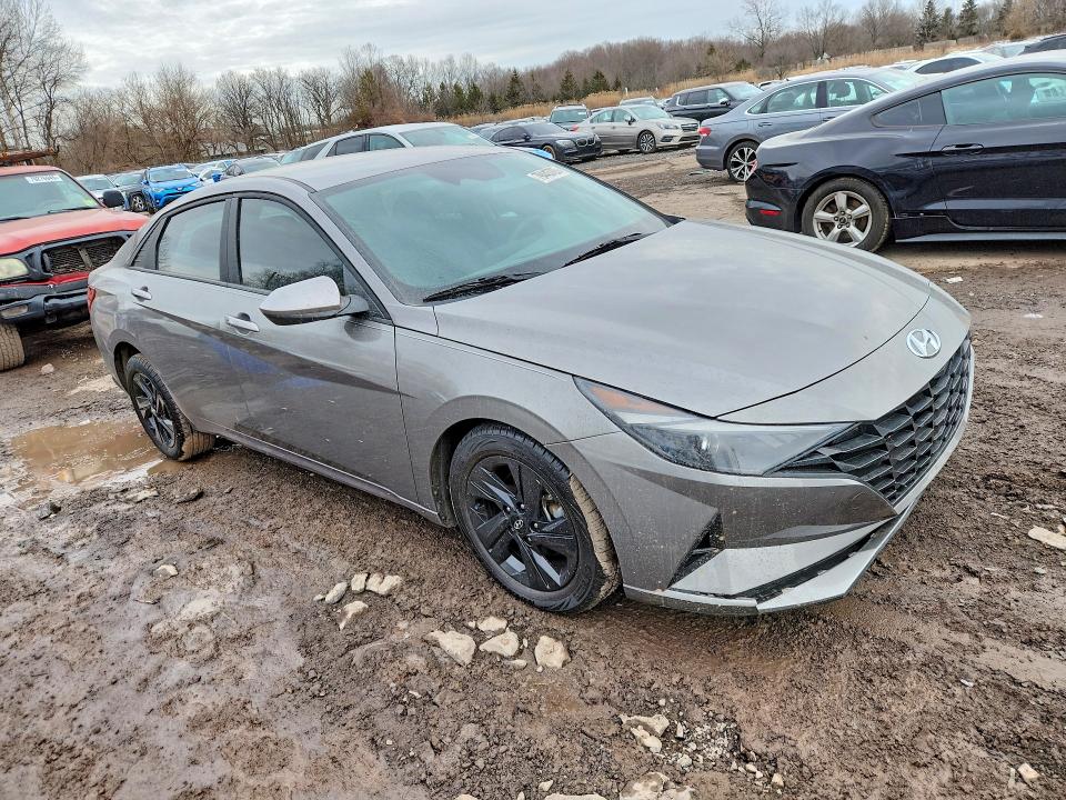 2023 Hyundai Elantra VIN KMHLM4AG6PU512977 COPART salvage auction — SIDE, Salvage Title, sold $4,000 on 2026-07-20 (photo 4)