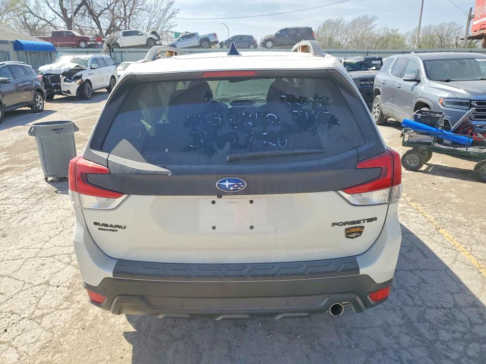 2024 Subaru Forester VIN JF2SKAJC2RH529693 COPART salvage auction — FRONT END, Ks - Cert Of Title-Salvage, sold $1,000 on 2026-07-06 (photo 6)