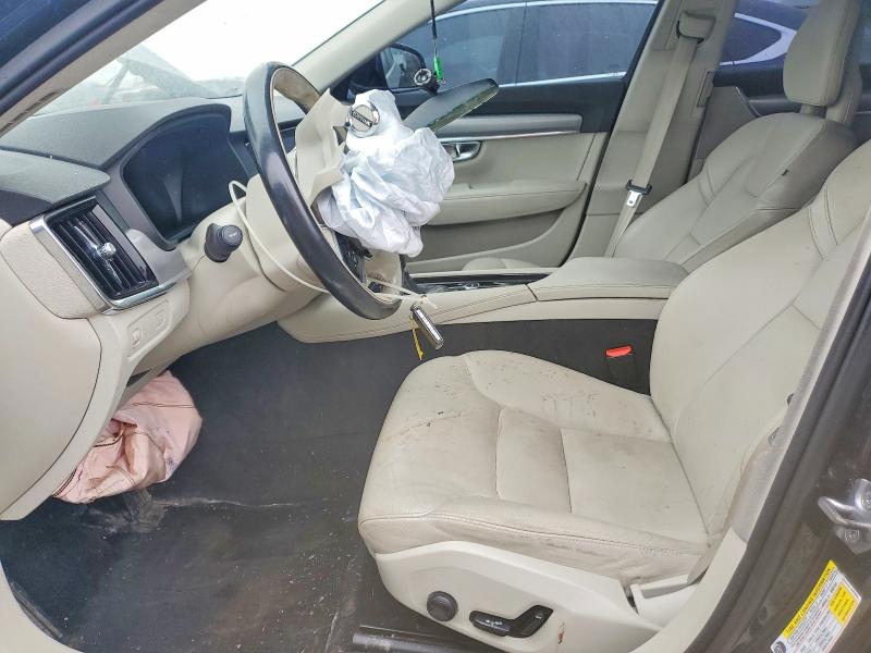 2017 Volvo S90 VIN YV1A22MK3H1003853 COPART salvage auction — FRONT END, Il - Salvage Certificate, sold $3,550 on 2026-08-06 (photo 7)