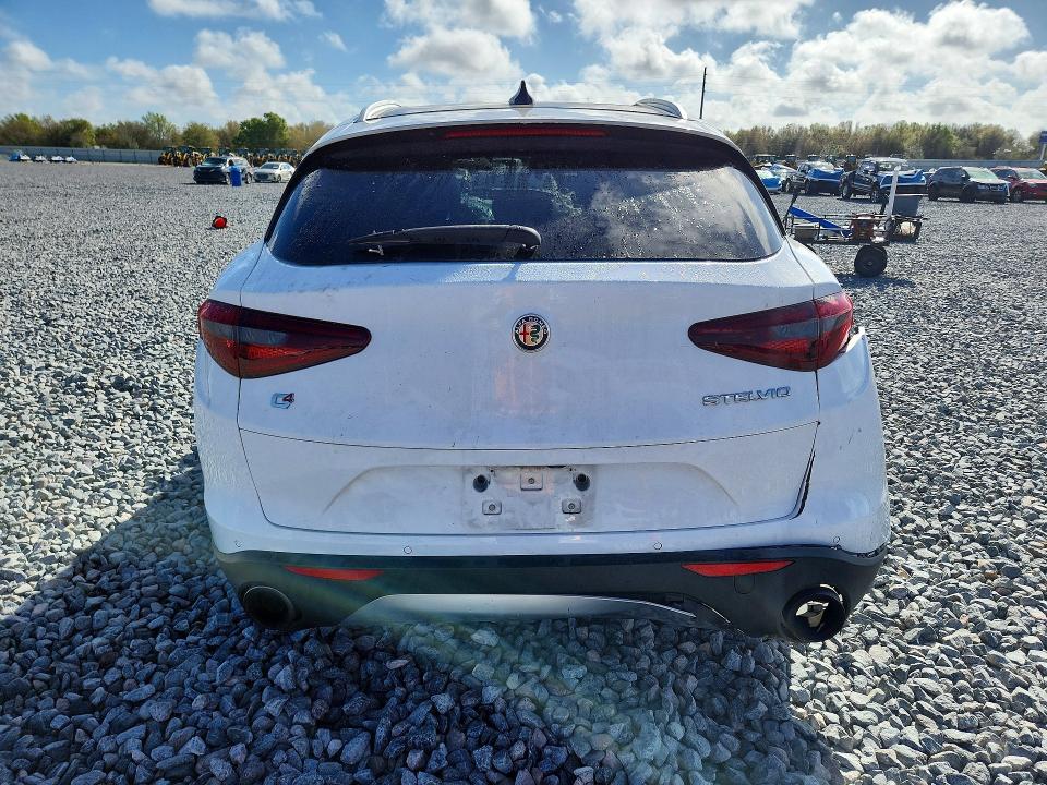 2019 Alfa romeo VIN ZASPAKBN9K7C43811 COPART salvage auction — FRONT END, Salvage Title, sold $200 on 2026-07-24 (photo 6)