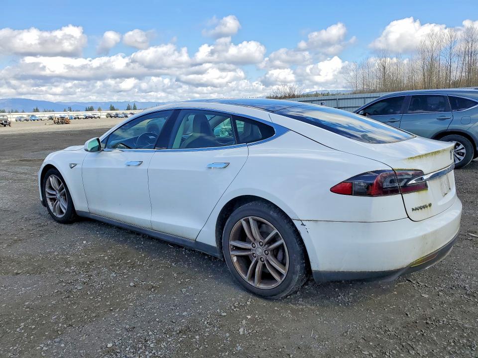 2013 Tesla Model s VIN 5YJSA1AC8DFP10940 COPART salvage auction — FRONT END, Salvage Title, sold $2,550 on 2026-07-13 (photo 2)