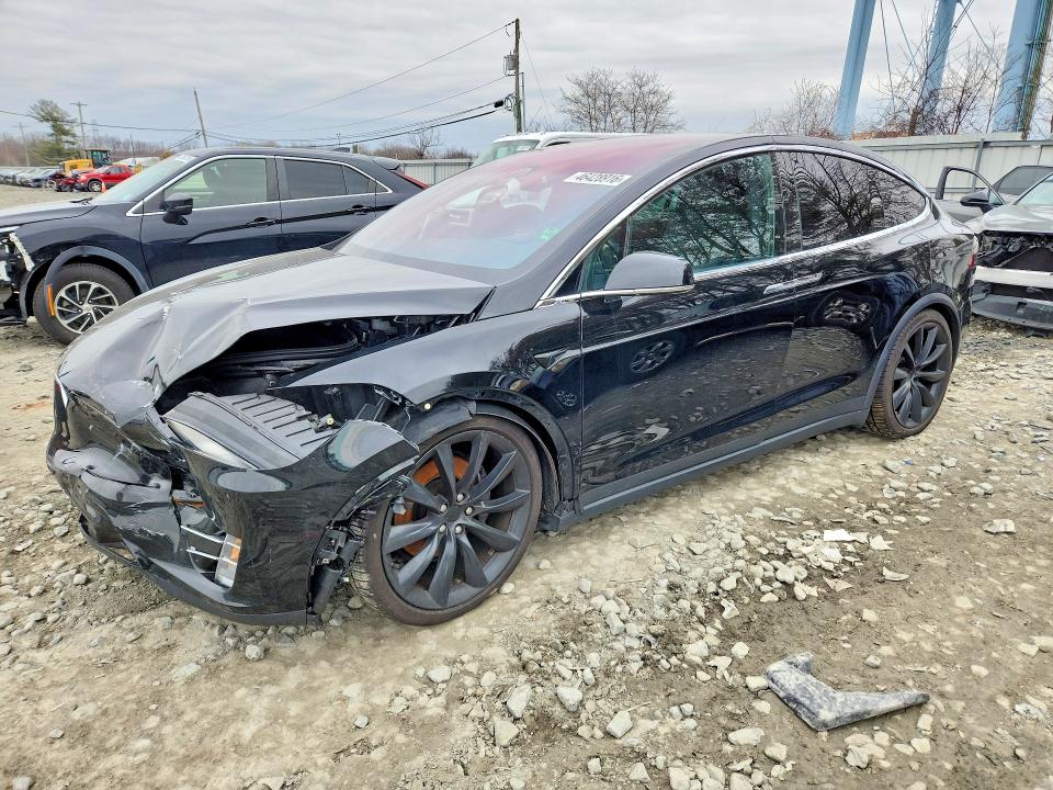2020 Tesla Model x VIN 5YJXCBE24LF298229 — COPART salvage auction photo
