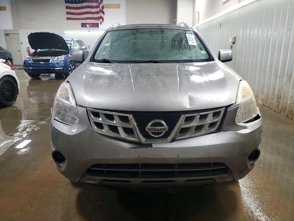 2011 Nissan Rogue sport VIN JN8AS5MVXBW283271 COPART salvage auction — FRONT END, Il - Salvage Certificate, sold $775 on 2026-07-28 (photo 5)