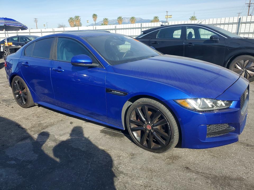 2017 Jaguar Xe VIN SAJAF4BN8HA968860 COPART salvage auction — MINOR DENT/SCRATCHES, CA - SALVAGE CERTIFICATE, sold $1,150 on 2026-07-02 (photo 4)