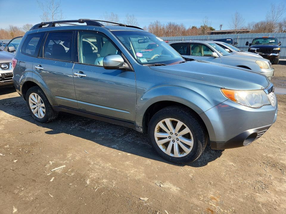 2012 Subaru Forester VIN JF2SHADC3CH458313 COPART salvage auction — REAR END, Ma - Cert Of Title-Reconstrctd Coll, sold $900 on 2026-07-29 (photo 4)