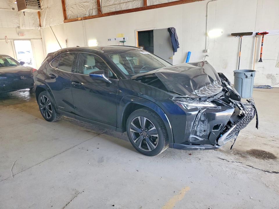 2022 Lexus Ux VIN JTHP9JBH4N2058118 COPART salvage auction — FRONT END, Ky - Cert Of Title-Salvage, sold $9,900 on 2026-07-27 (photo 4)