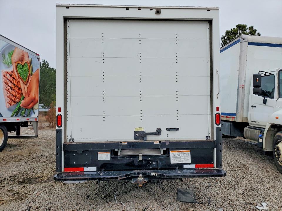 2023 Ford Econoline VIN 1FDWE3FN2PDD03442 COPART salvage auction — FRONT END, AZ - CERT OF TITLE - SALVAGE, sold $8,700 on 2026-07-27 (photo 6)