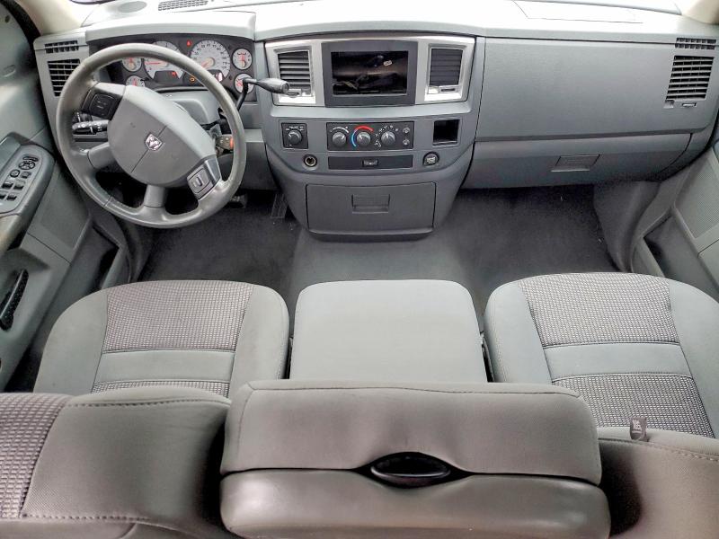 2007 Dodge Ram 1500 VIN 1D7HU18227S249942 COPART salvage auction — MINOR DENT/SCRATCHES, Ny - Certificate Of Title, sold $975 on 2026-08-10 (photo 8)