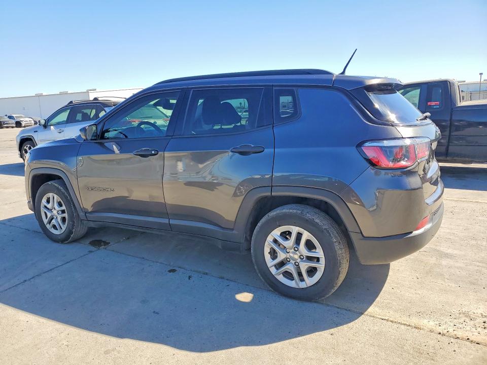2017 Jeep Compass VIN 3C4NJCAB4HT661288 COPART salvage auction — MINOR DENT/SCRATCHES, Wv - Certificate Of Title, sold $4,600 on 2026-07-02 (photo 2)