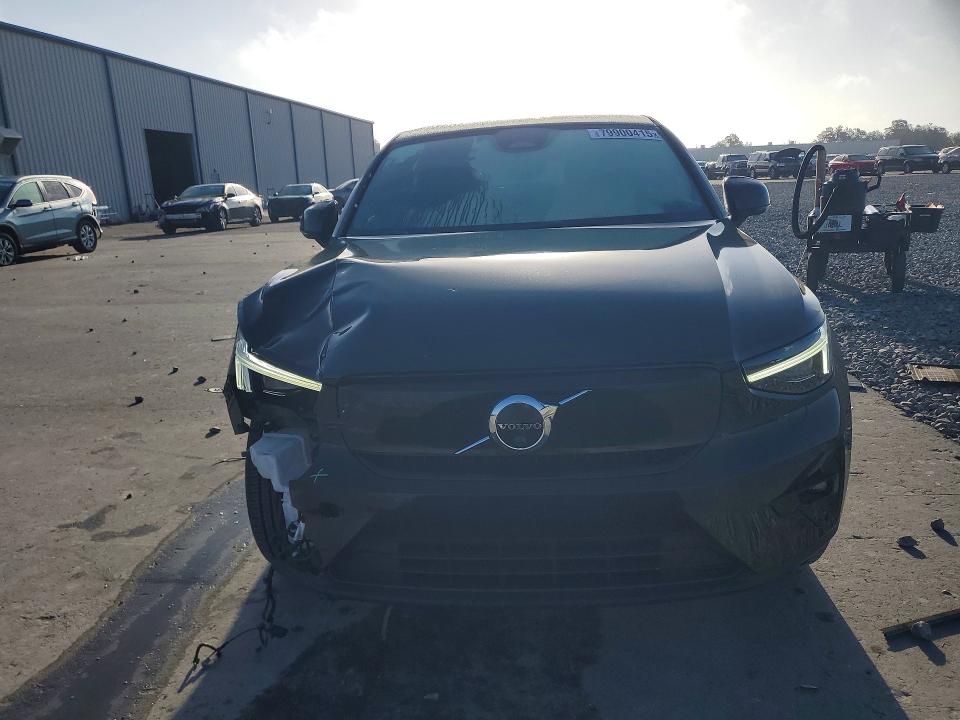 2022 Volvo C40 VIN YV4ED3GB9N2001126 COPART salvage auction — FRONT END, Fl - Cert Of Title Slvg Rebuildable, sold $11,300 on 2026-07-13 (photo 5)