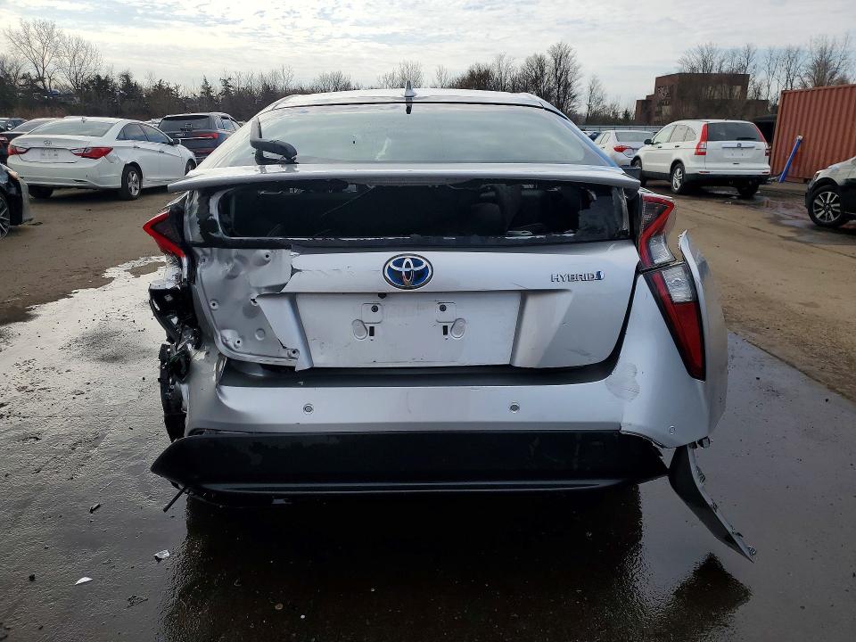 2018 Toyota Prius VIN JTDKARFU1J3551686 COPART salvage auction — FRONT END, CT - CERT OF TITLE-SALVAGE, sold $450 on 2026-07-28 (photo 6)