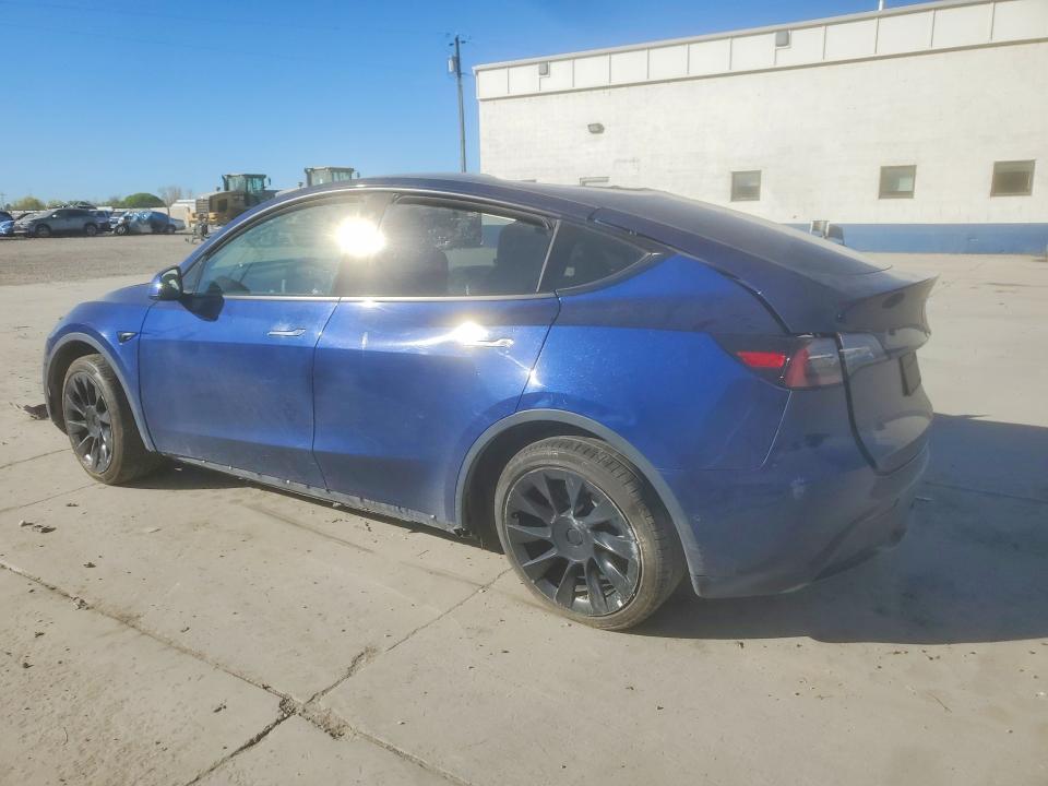 2022 Tesla VIN 7SAYGDEE1NF387177 COPART salvage auction — SIDE, UT, sold $3,300 on 2026-09-04 (photo 2)