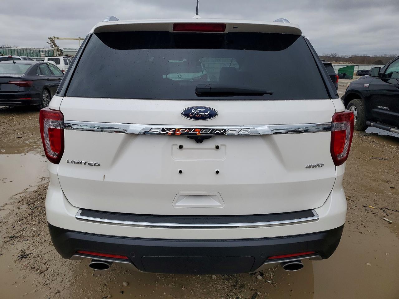 2018 Ford Explorer VIN 1FM5K8F85JGC41293 COPART salvage auction — Side, KS - CERT OF TITLE-SALVAGE, sold $6,300 on 2026-07-09 (photo 6)