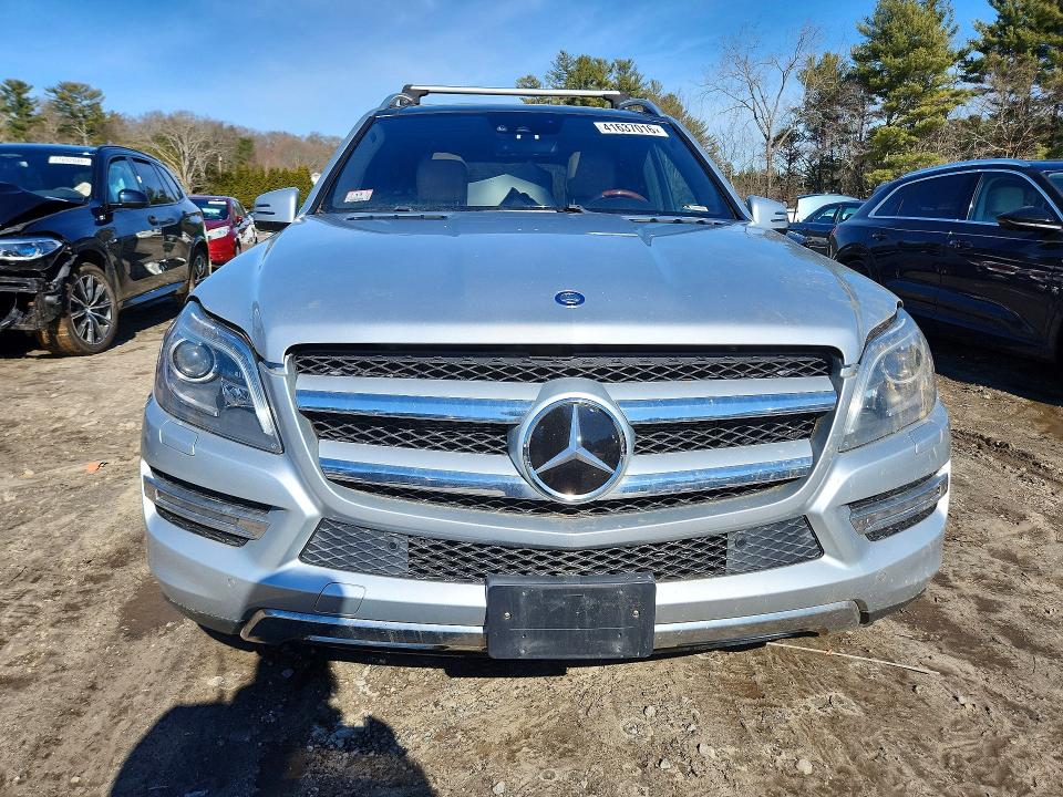 2013 Mercedes-benz Gl-klasse VIN 4JGDF7CE5DA179292 COPART salvage auction — REAR END, MA - CERTIFICATE OF TITLE (P), sold $1,000 on 2026-08-20 (photo 5)