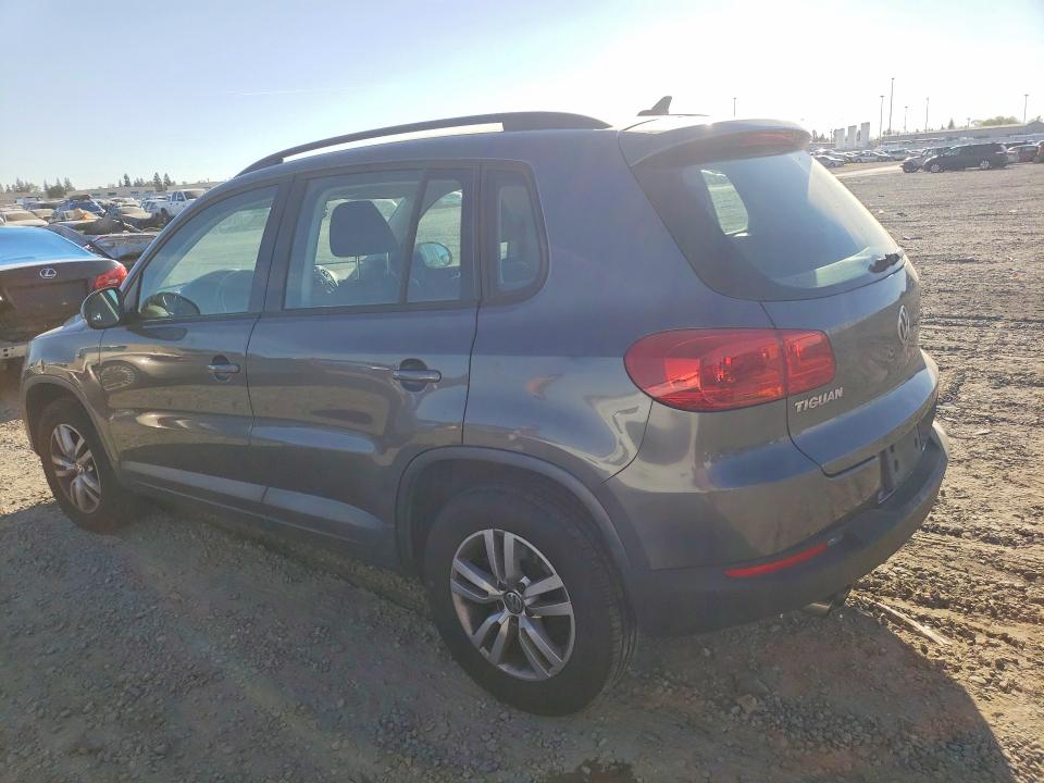 2015 Volkswagen Tiguan VIN WVGAV7AX8FW597183 COPART salvage auction — NORMAL WEAR, Ca - Dis/Dlr/Exp Only Clean Title, sold $600 on 2026-07-21 (photo 2)