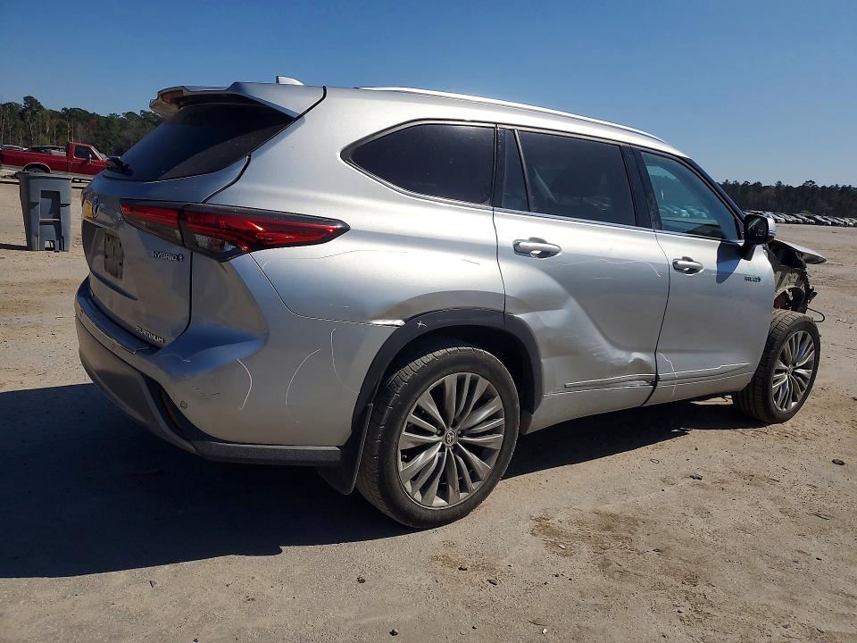 2021 Toyota Highlander VIN 5TDFARAH9MS005331 COPART salvage auction — FRONT END, Sc - Cert Of Title-Salvage, sold $14,800 on 2026-07-06 (photo 3)