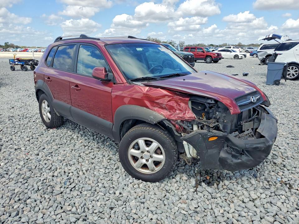 2005 Hyundai Tucson VIN KM8JN72D35U229069 COPART salvage auction — FRONT END, FL - CERT OF TITLE SLVG REBUILDABLE, sold $575 on 2026-07-17 (photo 4)