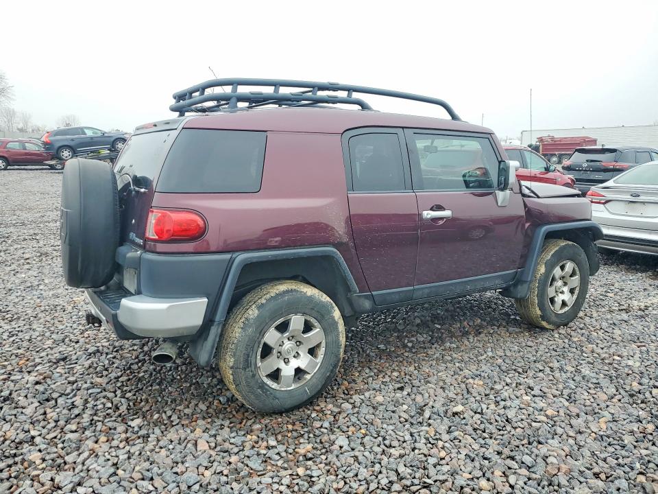 2007 Toyota Fj cruiser VIN JTEBU11F570078060 COPART salvage auction — FRONT END, In - Cert Of Title-Salvage Title, sold $3,200 on 2026-07-21 (photo 3)
