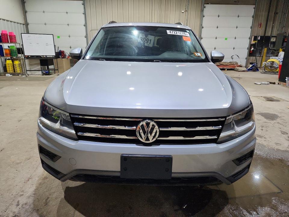 2021 Volkswagen Tiguan VIN 3VV2B7AX0MM060517 COPART salvage auction — VANDALISM, Nh - Certificate Of Title, sold $5,800 on 2026-09-01 (photo 5)