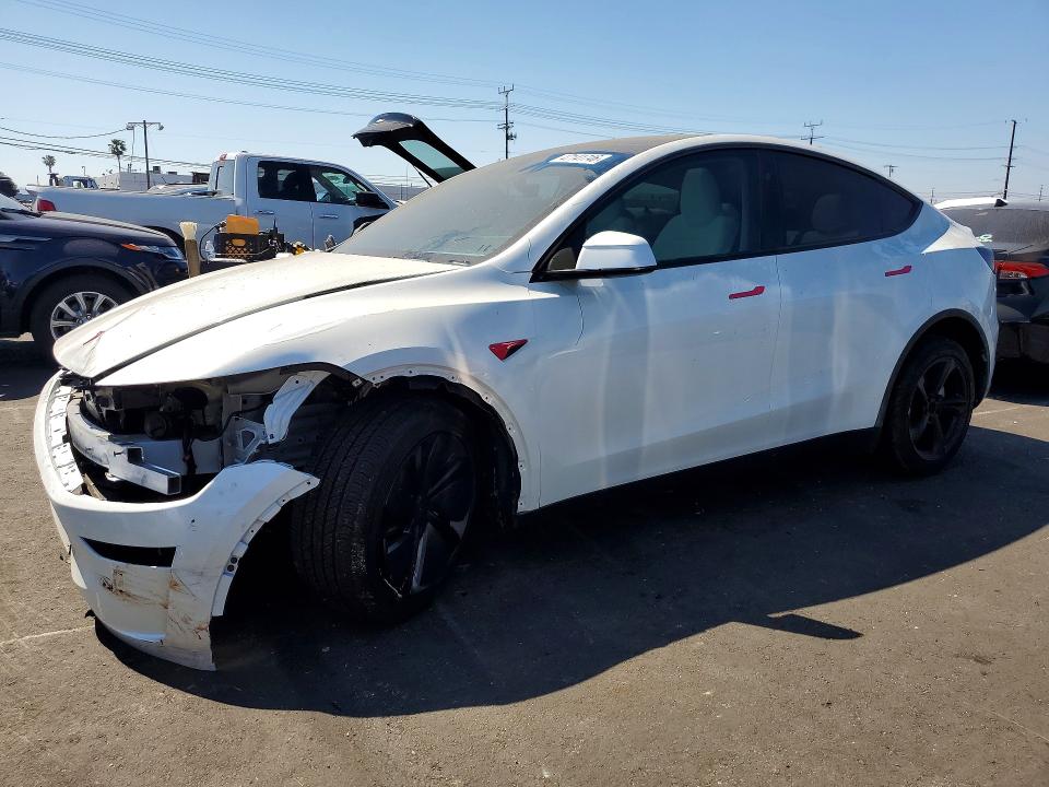2026 Tesla Model y VIN 7SAYGDED5TF427829 COPART salvage auction — FRONT END, CA, sold $17,200 on 2026-07-20 (photo 1)