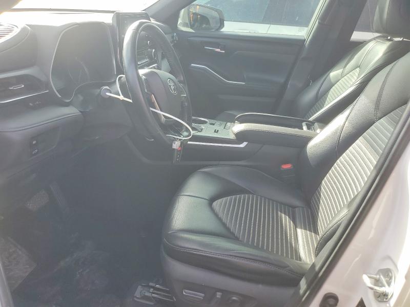 2021 Toyota Highlander VIN 5TDLZRAH1MS049612 COPART salvage auction — SIDE, TX - SALVAGE VEHICLE TITLE, sold $5,800 on 2026-07-23 (photo 7)