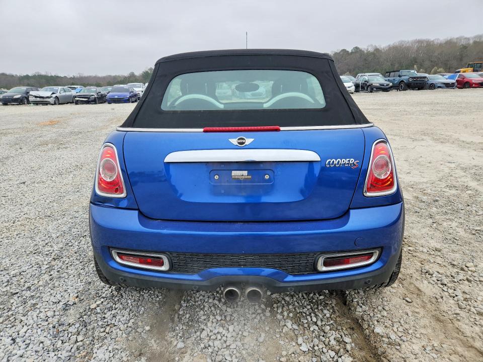 2014 Mini Cooper VIN WMWZP3C53ET707723 COPART salvage auction — MINOR DENT/SCRATCHES, Md - Certificate Of Title, sold $2,550 on 2026-07-07 (photo 6)