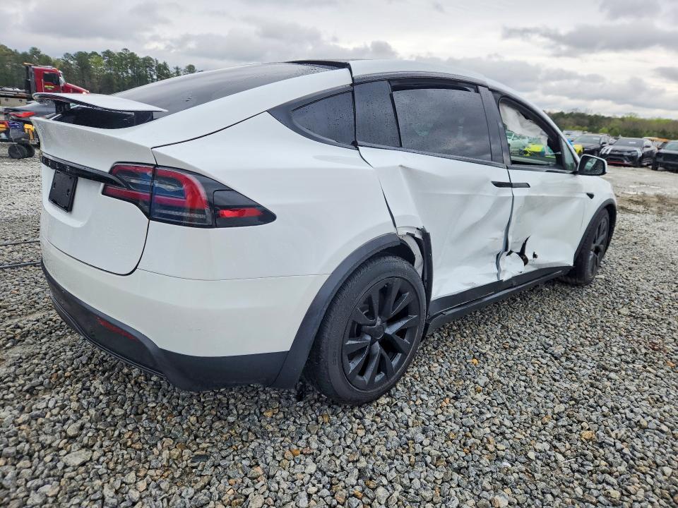 2023 Tesla Model x VIN 7SAXCAE56PF400157 COPART salvage auction — SIDE, Ga - Certificate Of Title, sold $24,600 on 2026-08-28 (photo 3)