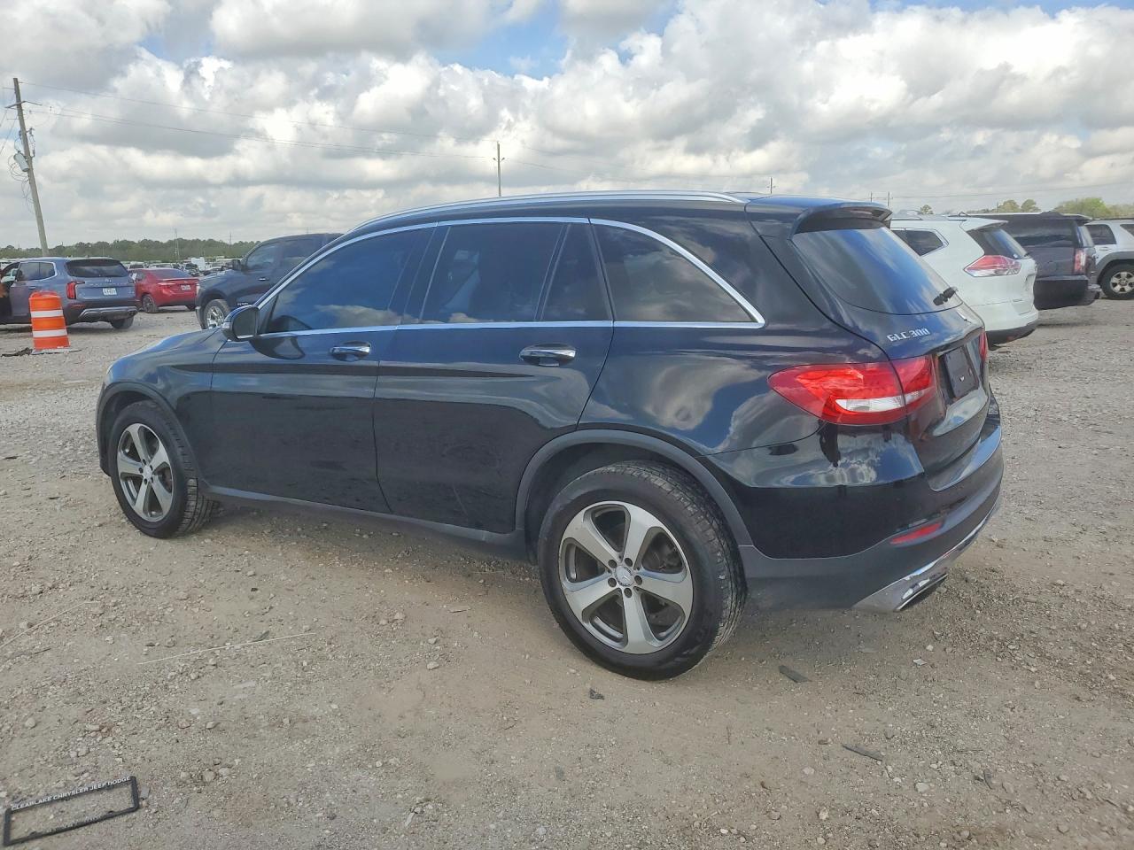 2016 Mercedes-Benz GLC-Class VIN WDC0G4JBXGF111367 COPART salvage auction — Minor Dent/Scratches, TX - CERTIFICATE OF TITLE (P), sold $5,400 on 2026-07-09 (photo 2)