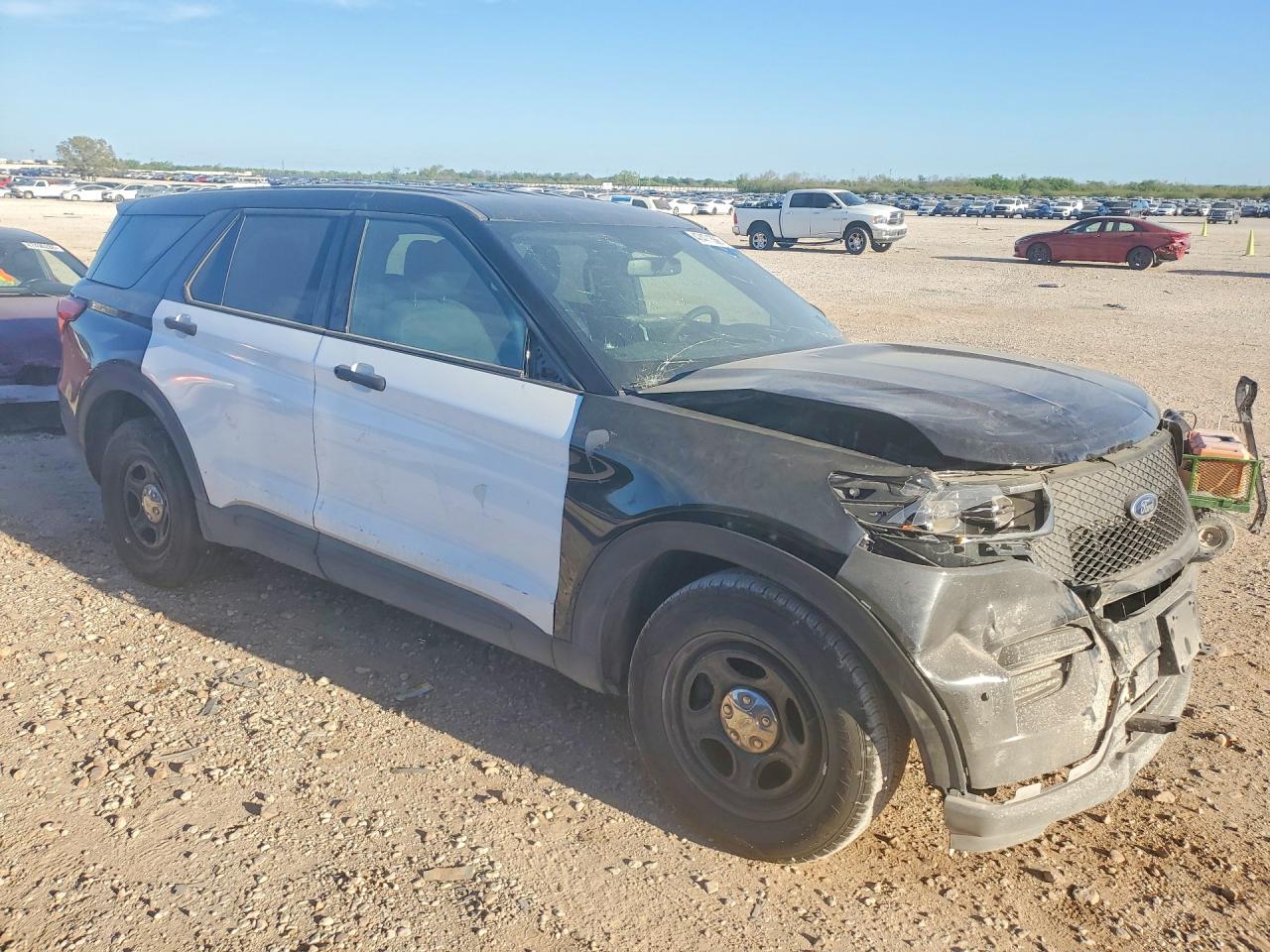 2024 Ford Explorer VIN 1FM5K8AB9RGA26739 COPART salvage auction — Front End, TX - SALVAGE VEHICLE TITLE, sold $5,100 on 2026-07-08 (photo 4)
