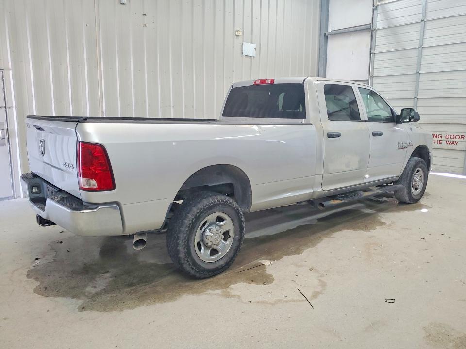 2013 Ram 2500 VIN 3C6UR5HL5DG563654 COPART salvage auction — MINOR DENT/SCRATCHES, Tx - Certificate Of Title, sold $7,500 on 2026-07-09 (photo 3)
